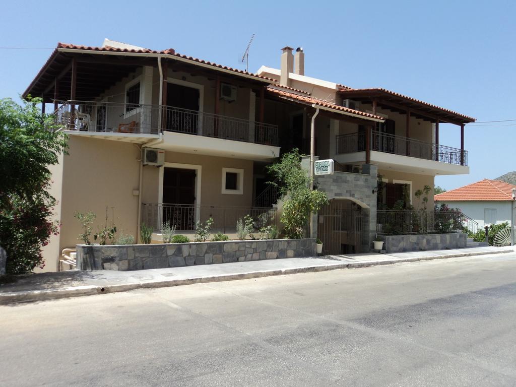 Erminia Studios Mousata Exterior photo